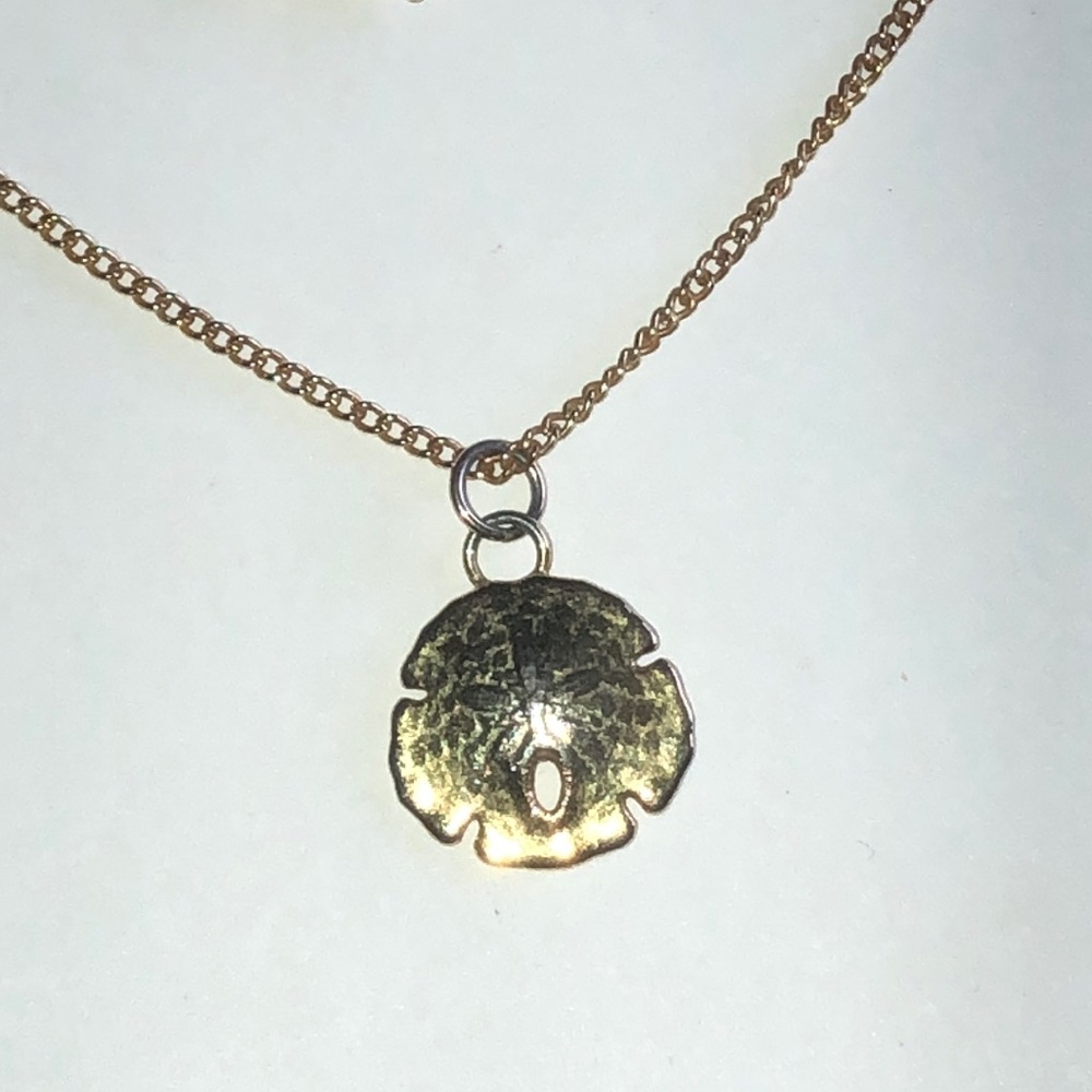 Gold Tone Vintage Sand Dollar Pendant Necklace